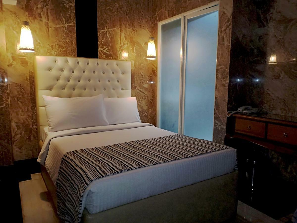 Belgian Suites Manila Kültér fotó
